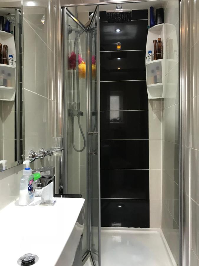 Spacious House 15Min To Canary Wharf/O2/Excel/Central Лондон Екстериор снимка